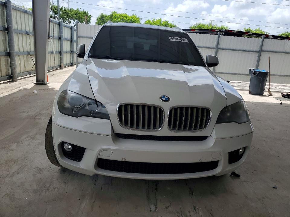 60607866 :رقم المزاد ، 5UXZV8C57DL426589 vin ، 2013 Bmw X5 مزاد بيع