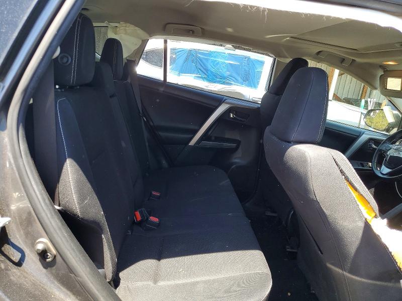 60707456 :رقم المزاد ، JTMRFREV7HD215393 vin ، 2017 Toyota Rav4 مزاد بيع