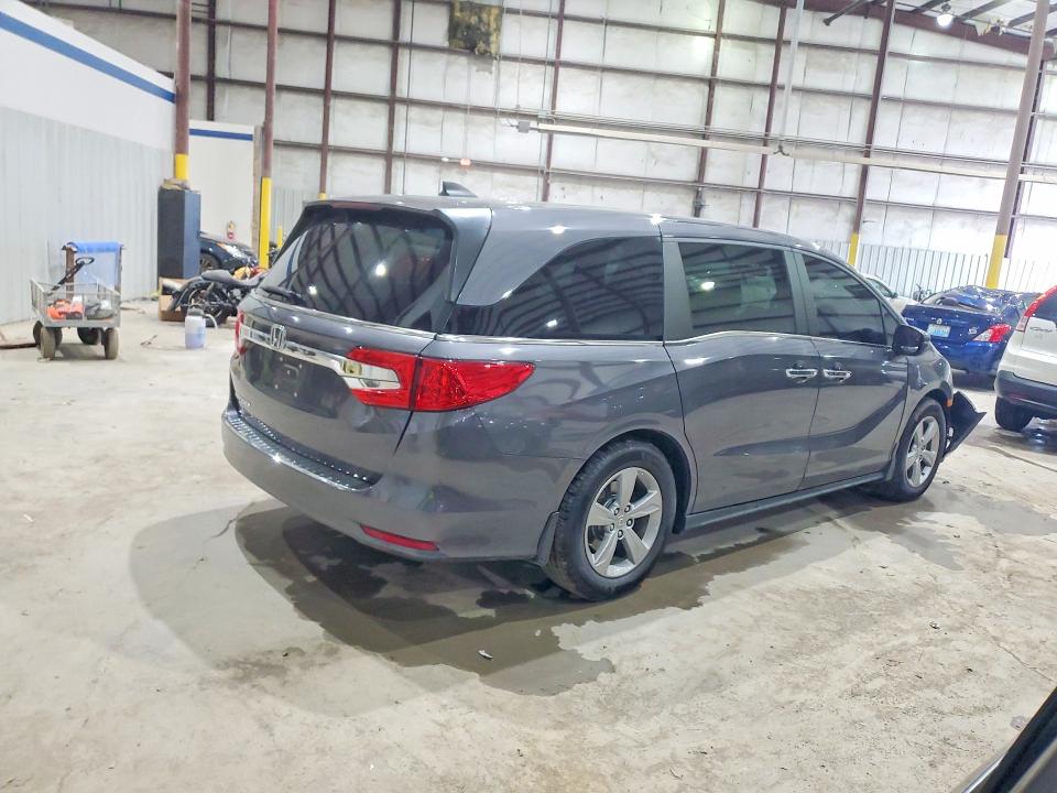 61345496 :رقم المزاد ، 5FNRL6H7XLB049196 vin ، 2020 Honda Odyssey مزاد بيع