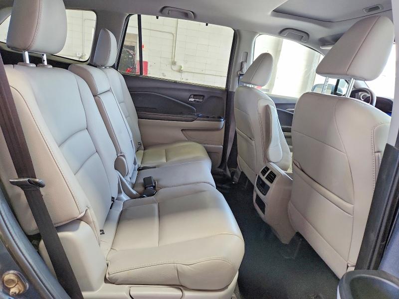 60171926 :رقم المزاد ، 5FNYF6H59KB099667 vin ، 2019 Honda Pilot مزاد بيع