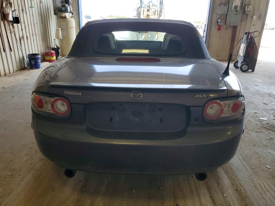 2006 Mazda Mx-5 Miata მანქანა იყიდება აუქციონზე, vin: JM1NC25F860110924, აუქციონის ნომერი: 63010556