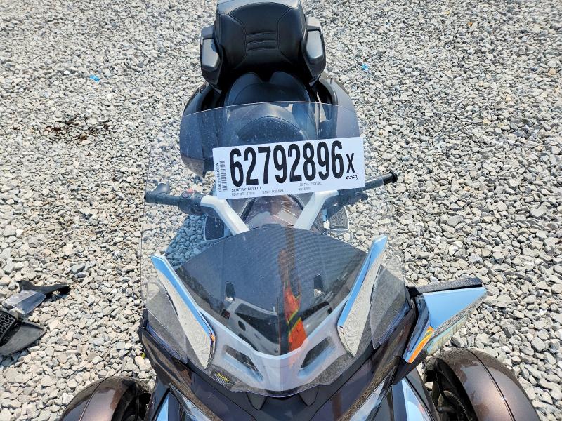 62792896 :رقم المزاد ، 2BXJBRC13CV001670 vin ، 2012 Can-am Spyder Roadster مزاد بيع