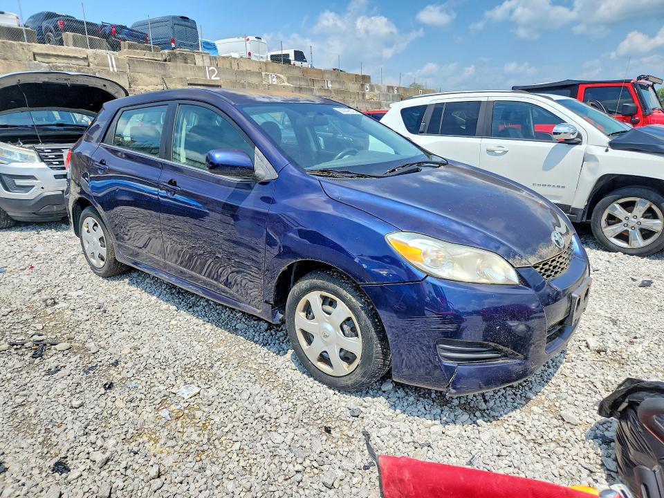 63042676 :رقم المزاد ، 2T1KU4EE4AC252978 vin ، 2010 Toyota Matrix مزاد بيع