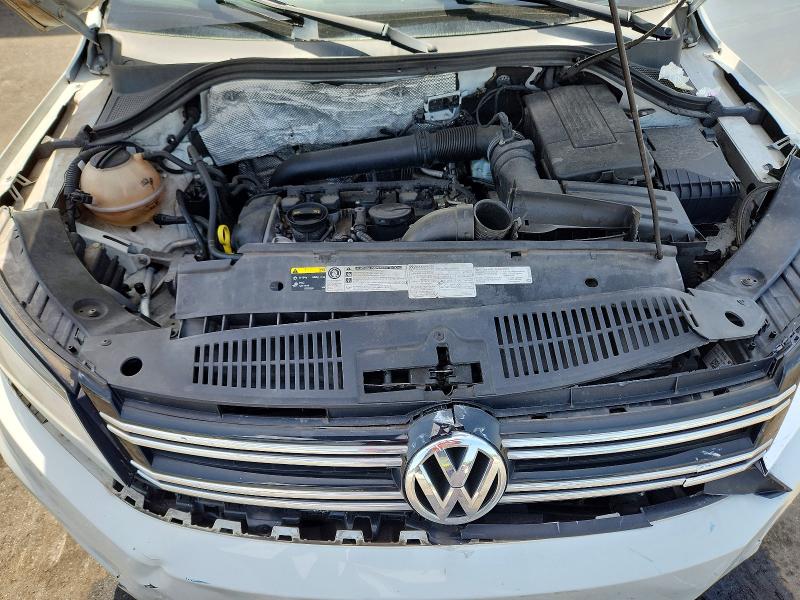 2017 Volkswagen Tiguan მანქანა იყიდება აუქციონზე, vin: WVGAV7AX4HW513010, აუქციონის ნომერი: 60559346