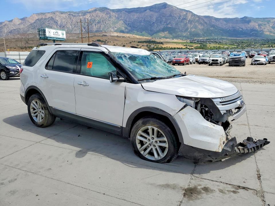 59685816 :رقم المزاد ، 1FM5K8D8XFGC24886 vin ، 2015 Ford Explorer مزاد بيع