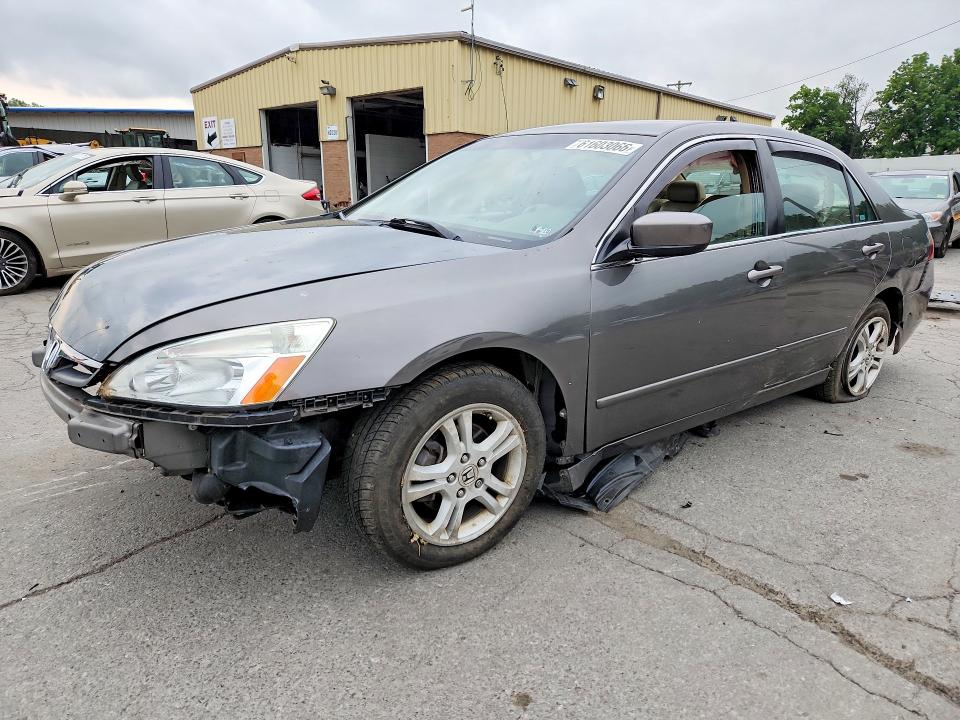 61603066 :رقم المزاد ، 1HGCM56866A075639 vin ، 2006 Honda Accord مزاد بيع