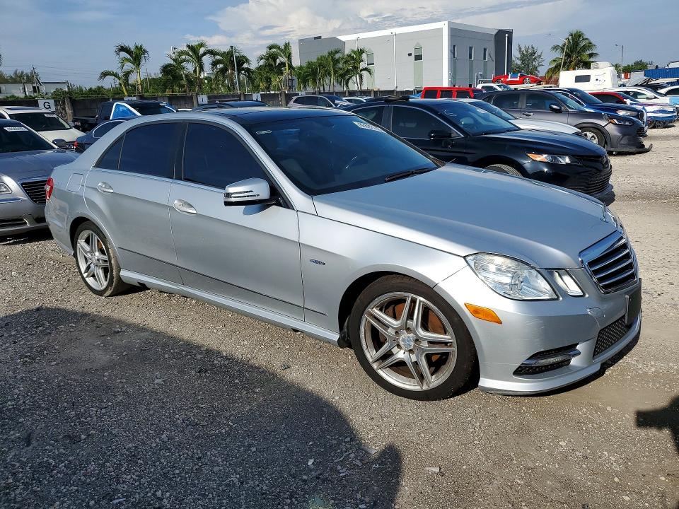 62622746 :رقم المزاد ، WDDHF5KB9CA631881 vin ، 2012 Mercedes-benz E مزاد بيع