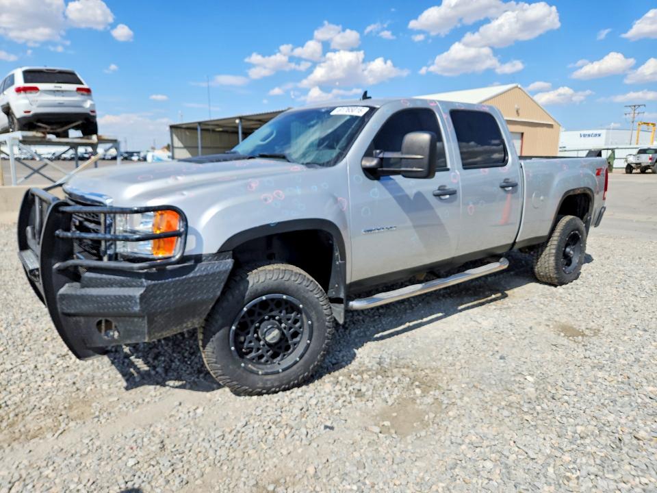 61765016 :رقم المزاد ، 1GT120CG0BF105421 vin ، 2011 Gmc Sierra مزاد بيع