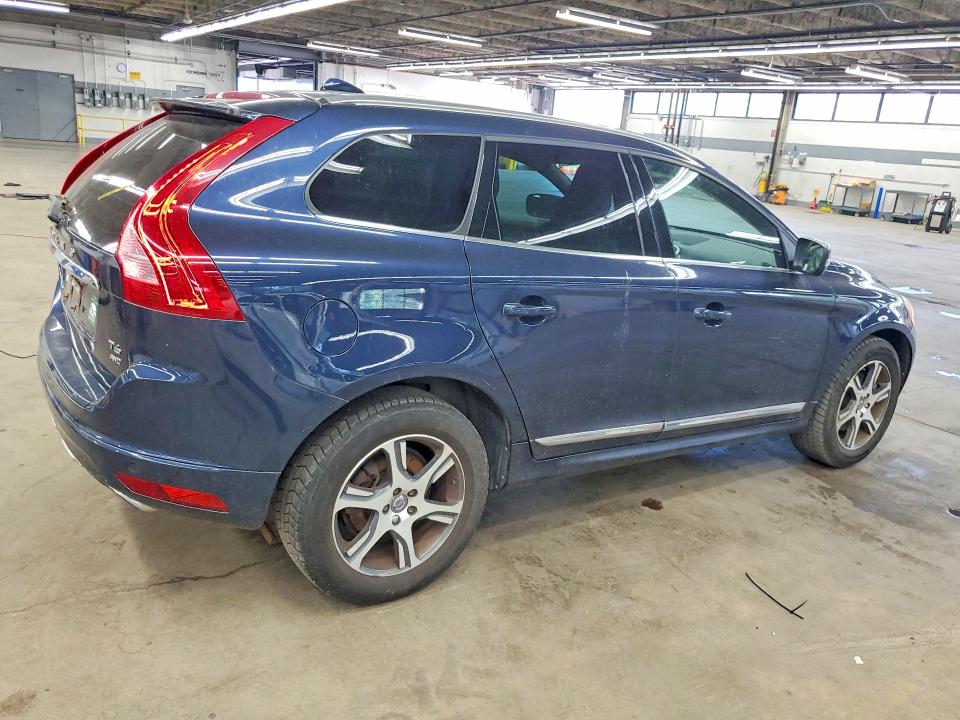 60029196 :رقم المزاد ، YV4902RM7F2734914 vin ، 2015 Volvo Xc60 مزاد بيع