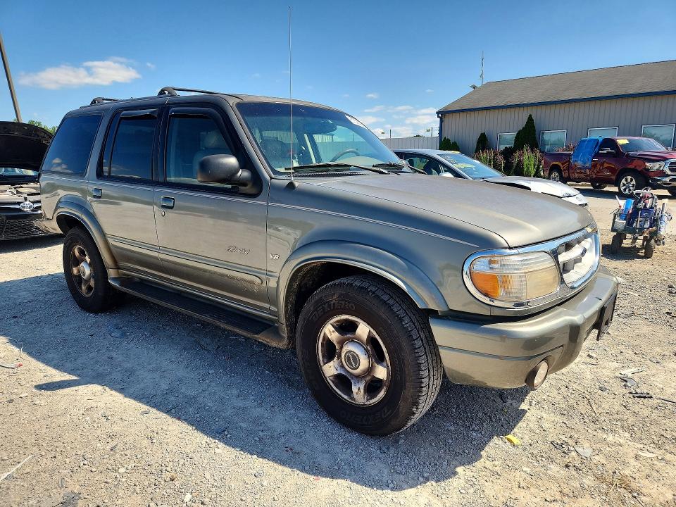 Продаж на аукціоні авто 2000 Ford Explorer, vin: 1FMZU85P3YZB88497, номер лоту: 61638426
