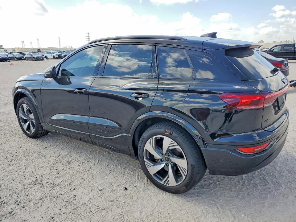 59642656 :رقم المزاد ، WA114BGF4SA044735 vin ، 2025 Audi Q6 E-tron مزاد بيع