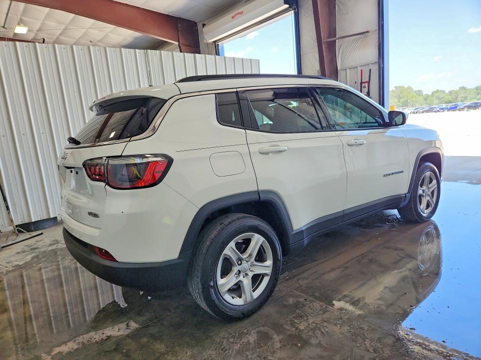 59131756 :رقم المزاد ، 3C4NJDBN3PT504266 vin ، 2023 Jeep Compass مزاد بيع