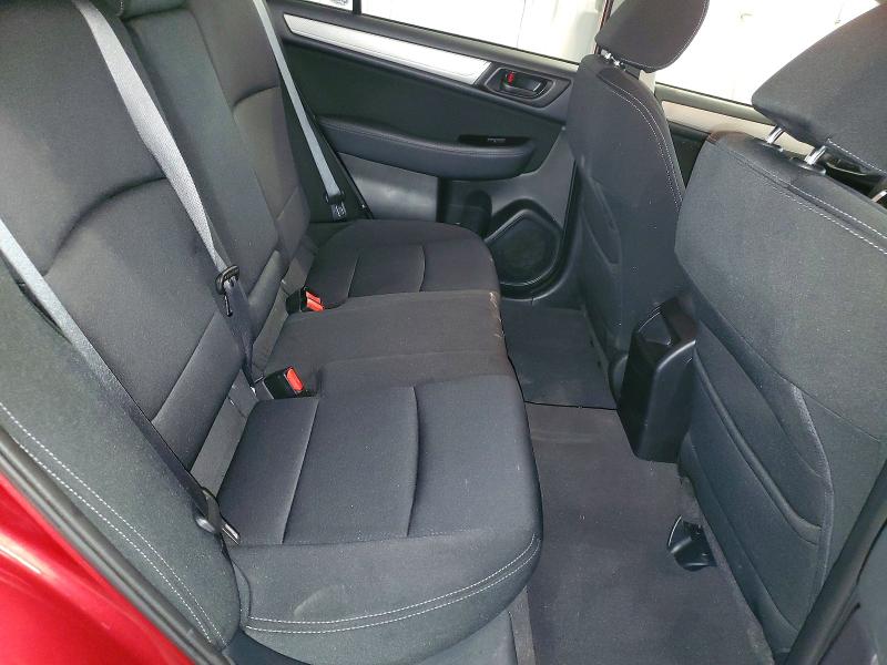 62202506 :رقم المزاد ، 4S3BNAB67J3004967 vin ، 2018 Subaru Legacy مزاد بيع