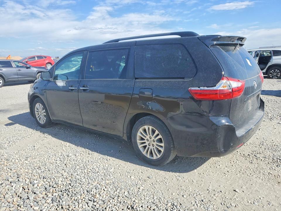 2015 Toyota Sienna მანქანა იყიდება აუქციონზე, vin: 5TDYK3DC9FS584861, აუქციონის ნომერი: 59921686