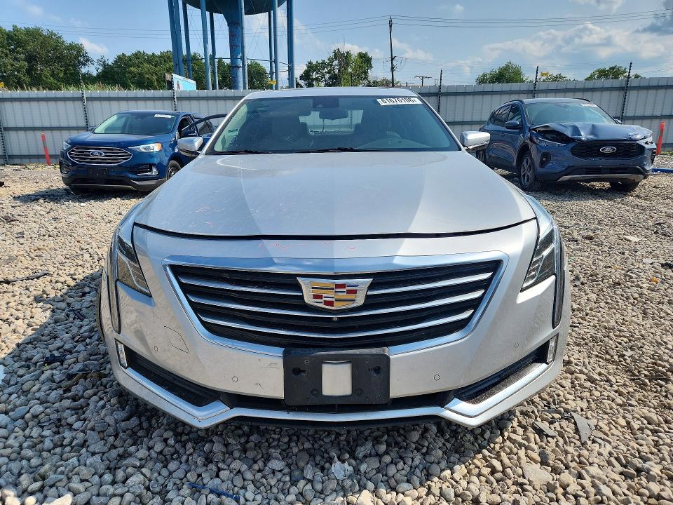 61676106 :رقم المزاد ، 1G6KD5RS7JU151249 vin ، 2018 Cadillac Ct6 مزاد بيع