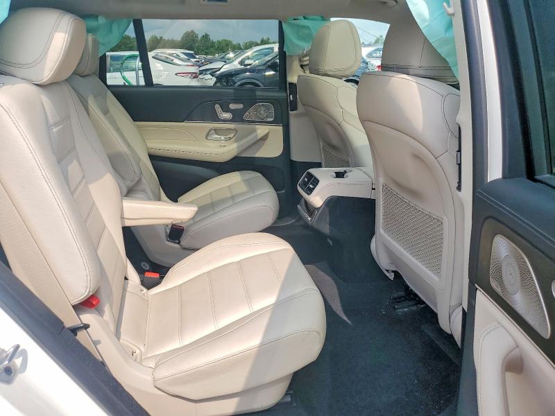 Продажа на аукционе авто 2022 Mercedes-benz Gls, vin: 4JGFF5KE2NA633952, номер лота: 62724816