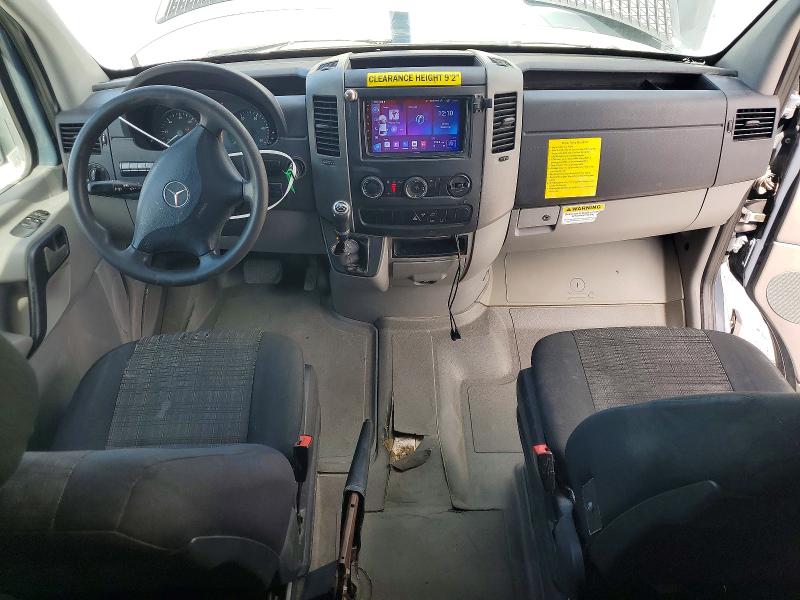 60364426 :رقم المزاد ، WD3PE7CD2JP640804 vin ، 2018 Mercedes-benz Sprinter مزاد بيع