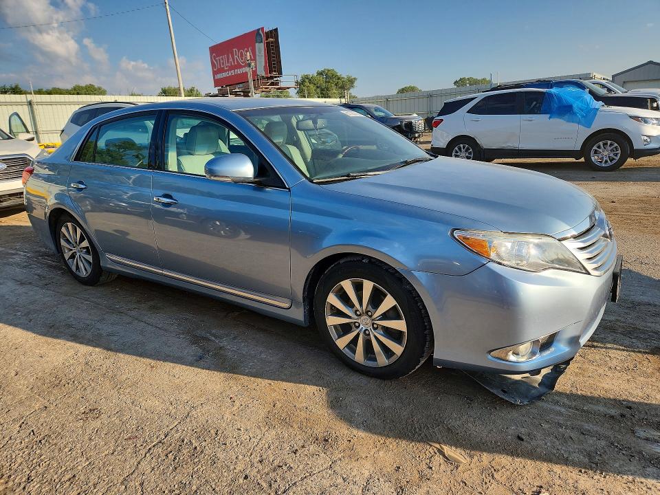 2011 Toyota Avalon მანქანა იყიდება აუქციონზე, vin: 4T1BK3DB9BU390667, აუქციონის ნომერი: 61120706