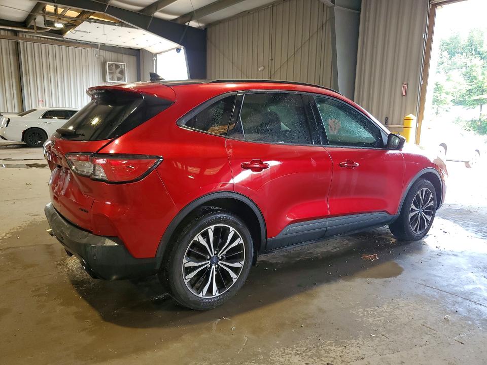 60969166 :رقم المزاد ، 1FMCU9H94MUA27365 vin ، 2021 Ford Escape مزاد بيع