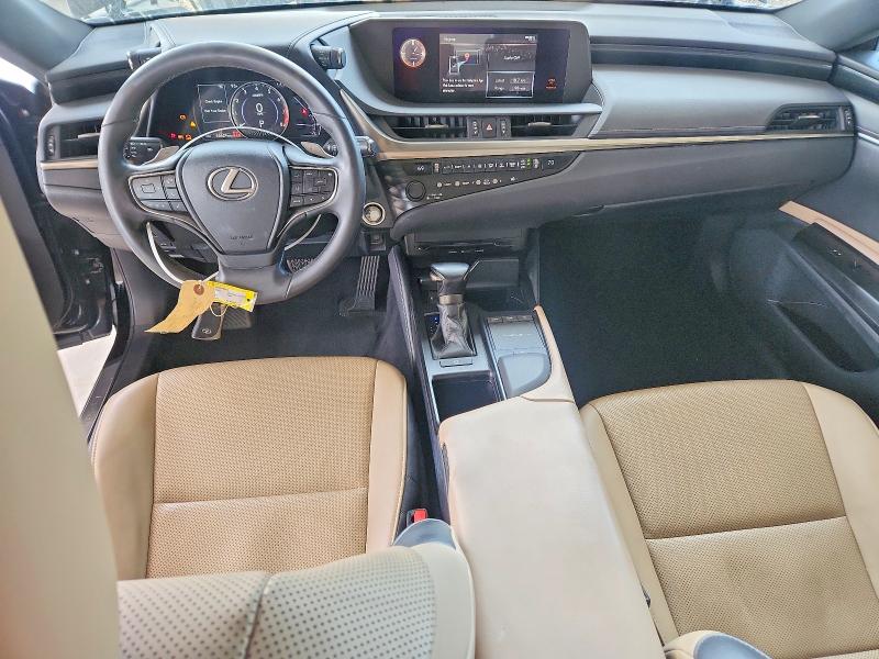 2020 Lexus Es 350 მანქანა იყიდება აუქციონზე, vin: 58ACZ1B19LU070774, აუქციონის ნომერი: 60000236