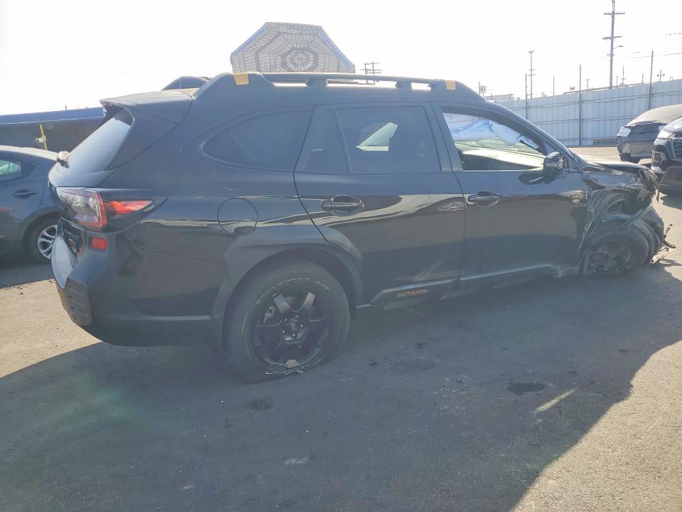 63059986 :رقم المزاد ، 4S4BTGUD3N3278186 vin ، 2022 Subaru Outback مزاد بيع