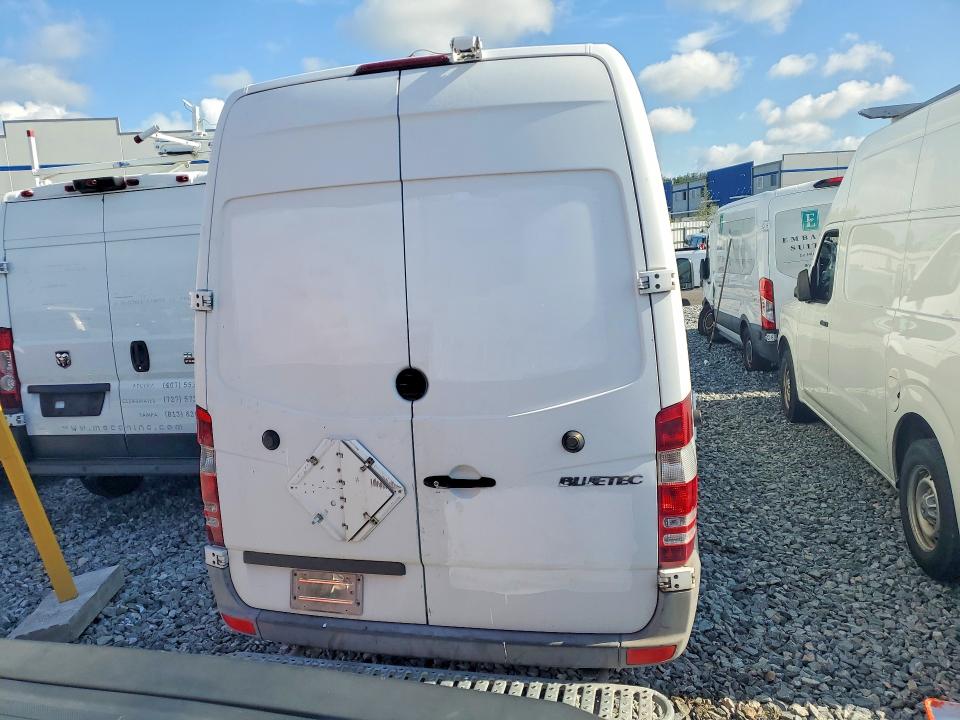 Продажа на аукционе авто 2012 Mercedes-benz Sprinter, vin: WD3PE8CB8C5704671, номер лота: 58230586