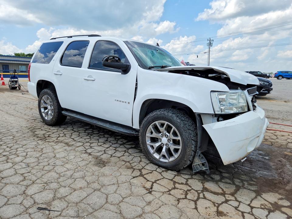 Продажа на аукционе авто 2007 Chevrolet Tahoe, vin: 1GNEK13087R103195, номер лота: 59632316