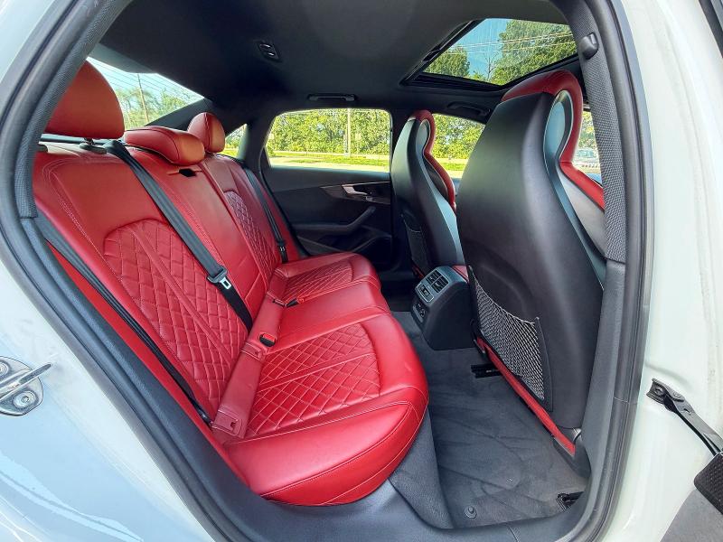 2019 Audi S4 მანქანა იყიდება აუქციონზე, vin: WAUC4AF41KA053138, აუქციონის ნომერი: 63772696