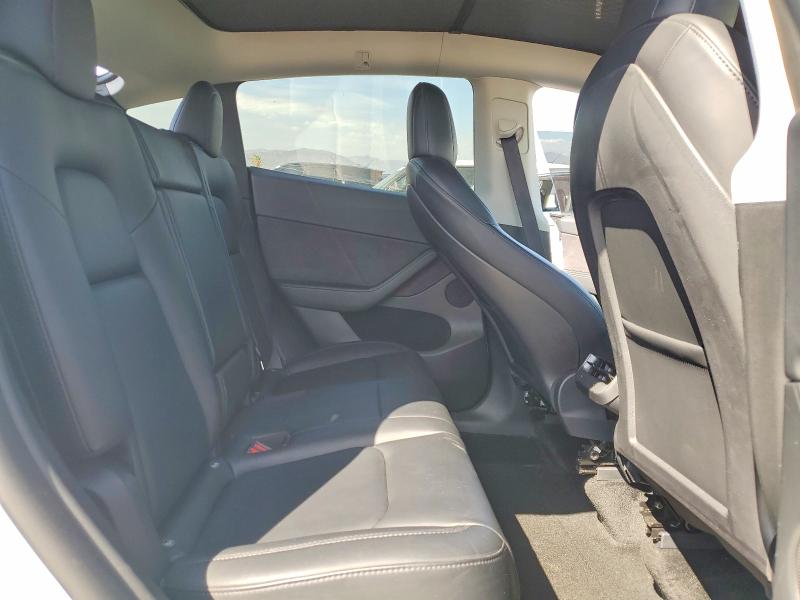 61356376 :رقم المزاد ، 7SAYGDEE9NF557902 vin ، 2022 Tesla Model Y مزاد بيع