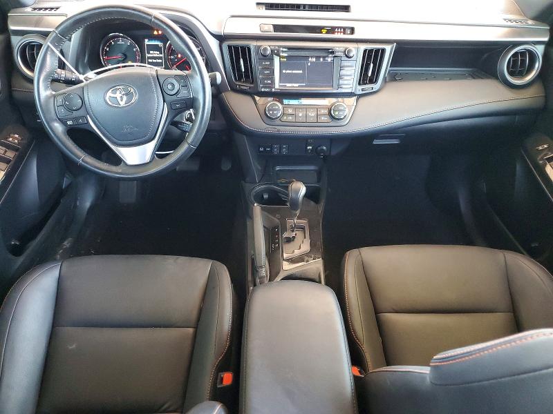 60782536 :رقم المزاد ، JTMNFREV7JJ181560 vin ، 2018 Toyota Rav4 مزاد بيع