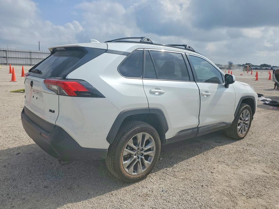 63027176 :رقم المزاد ، 2T3C1RFV2SW417071 vin ، 2025 Toyota Rav4 مزاد بيع
