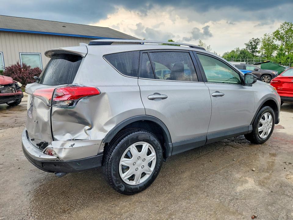 Продажа на аукционе авто 2018 Toyota Rav4, vin: JTMZFREV3JJ166717, номер лота: 59870586