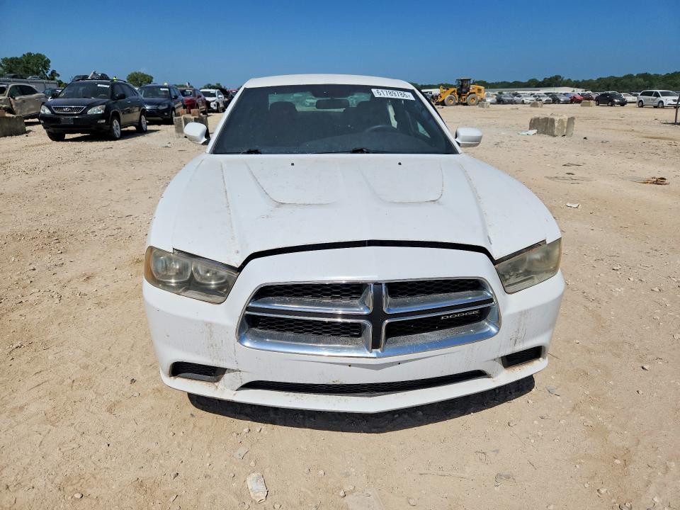 61789786 :رقم المزاد ، 2B3CL3CG9BH586907 vin ، 2011 Dodge Charger مزاد بيع