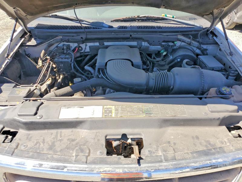 60199516 :رقم المزاد ، 1FTRX17W82NA93021 vin ، 2002 Ford F150 مزاد بيع