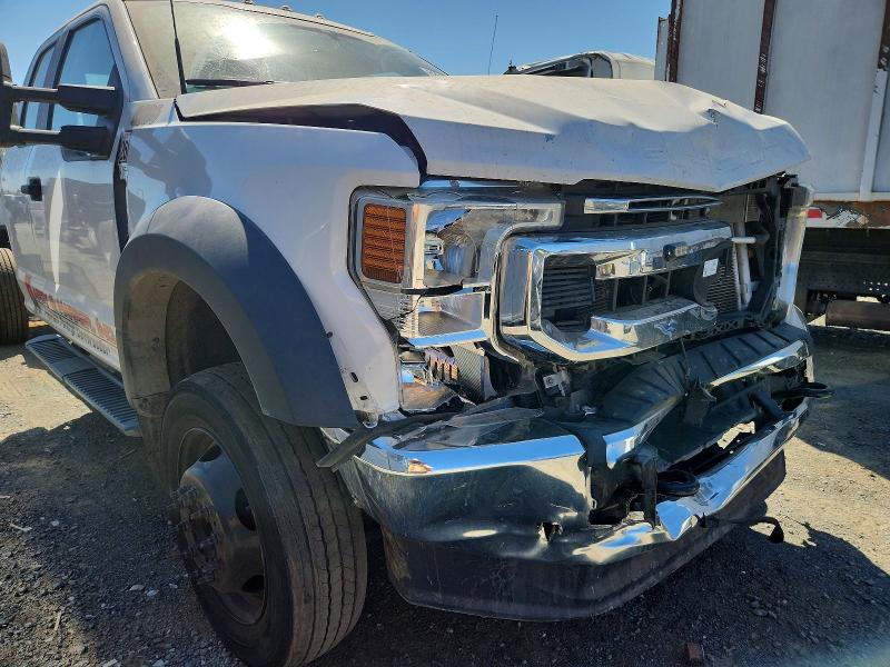 62095546 :رقم المزاد ، 1FD0X5HTXNEF14242 vin ، 2022 Ford F550 مزاد بيع