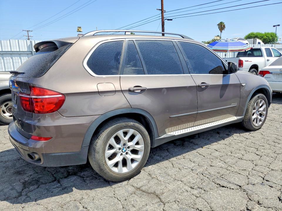 Продажа на аукционе авто 2013 Bmw X5, vin: 5UXZV4C51D0B16158, номер лота: 61942296