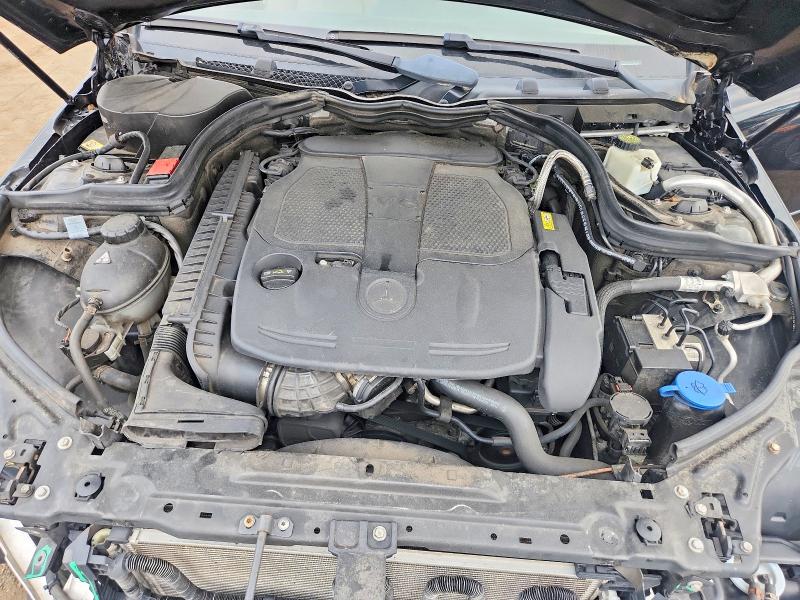 62838206 :رقم المزاد ، WDDGF8AB6ER306401 vin ، 2014 Mercedes-benz C مزاد بيع