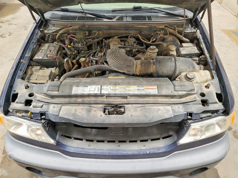 1998 Lincoln Navigator მანქანა იყიდება აუქციონზე, vin: 5LMFU28L1WLJ03811, აუქციონის ნომერი: 60512216