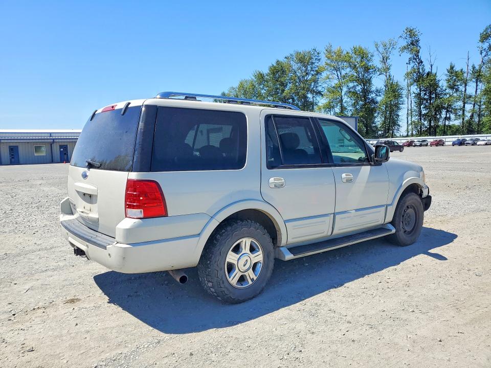 2005 Ford Expedition მანქანა იყიდება აუქციონზე, vin: 1FMFU20595LB03358, აუქციონის ნომერი: 61374246