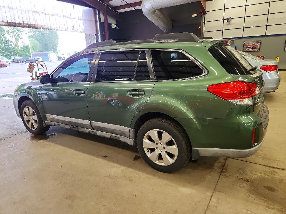 2010 Subaru Outback მანქანა იყიდება აუქციონზე, vin: 4S4BRBGC2A3377760, აუქციონის ნომერი: 63490336