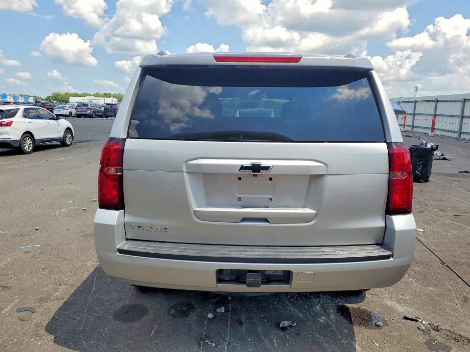 61393936 :رقم المزاد ، 1GNSCAKC6LR185658 vin ، 2020 Chevrolet Tahoe مزاد بيع