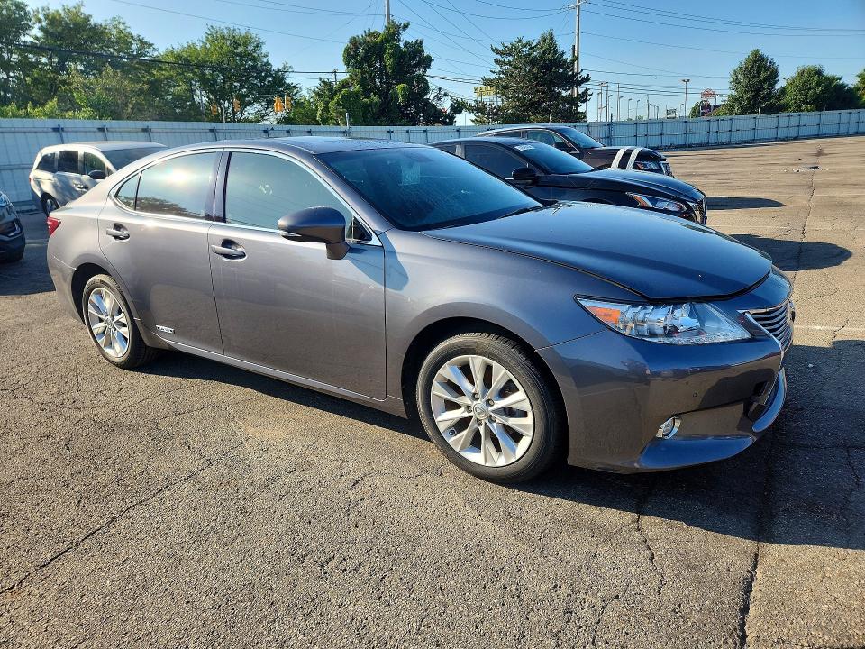 2014 Lexus Es მანქანა იყიდება აუქციონზე, vin: JTHBW1GG9E2066072, აუქციონის ნომერი: 62227006