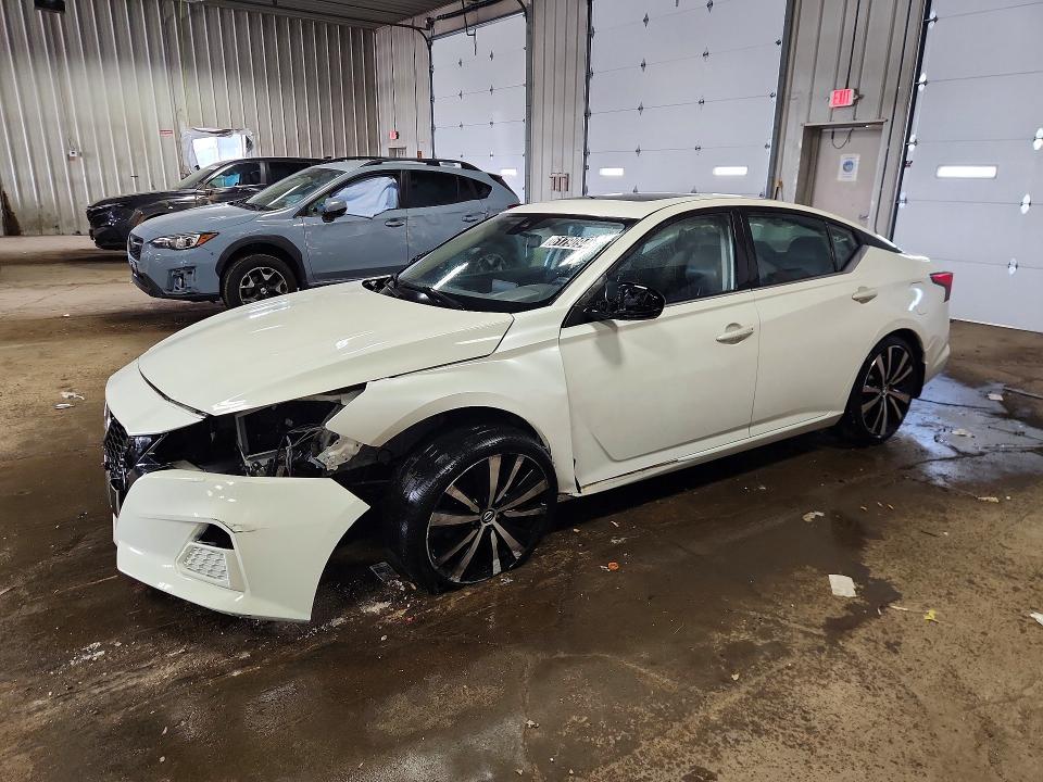 Продаж на аукціоні авто 2020 Nissan Altima, vin: 1N4BL4CV1LC185635, номер лоту: 61790946