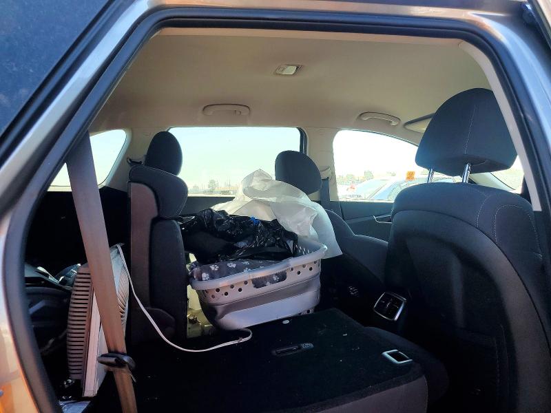 62542656 :رقم المزاد ، 5XYPG4A5XKG467242 vin ، 2019 Kia Sorento مزاد بيع