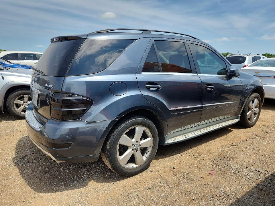 60841826 :رقم المزاد ، 4JGBB8GB7BA661784 vin ، 2011 Mercedes-benz Ml مزاد بيع