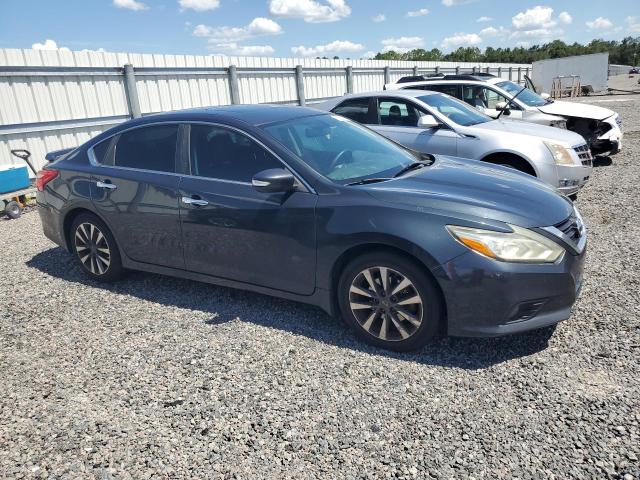 2017 Nissan Altima მანქანა იყიდება აუქციონზე, vin: 1N4AL3AP0HC255529, აუქციონის ნომერი: 62282536