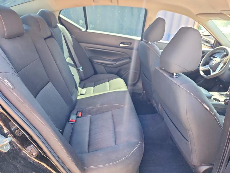60124456 :رقم المزاد ، 1N4BL4DV4MN403068 vin ، 2021 Nissan Altima مزاد بيع