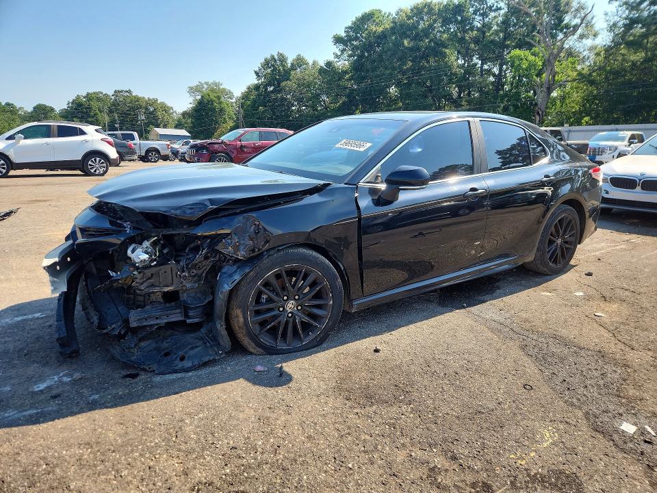 Auction sale of the 2018 Toyota Camry, vin: 4T1B11HK5JU115670, lot number: 59695966