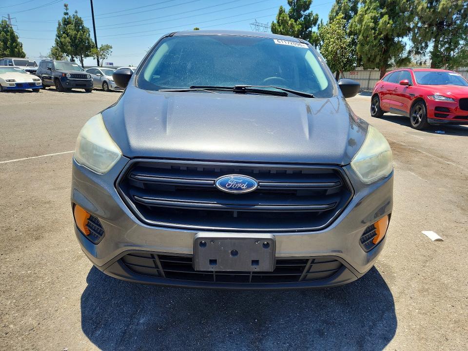 Продажа на аукционе авто 2017 Ford Escape, vin: 1FMCU0F78HUC04471, номер лота: 61172096