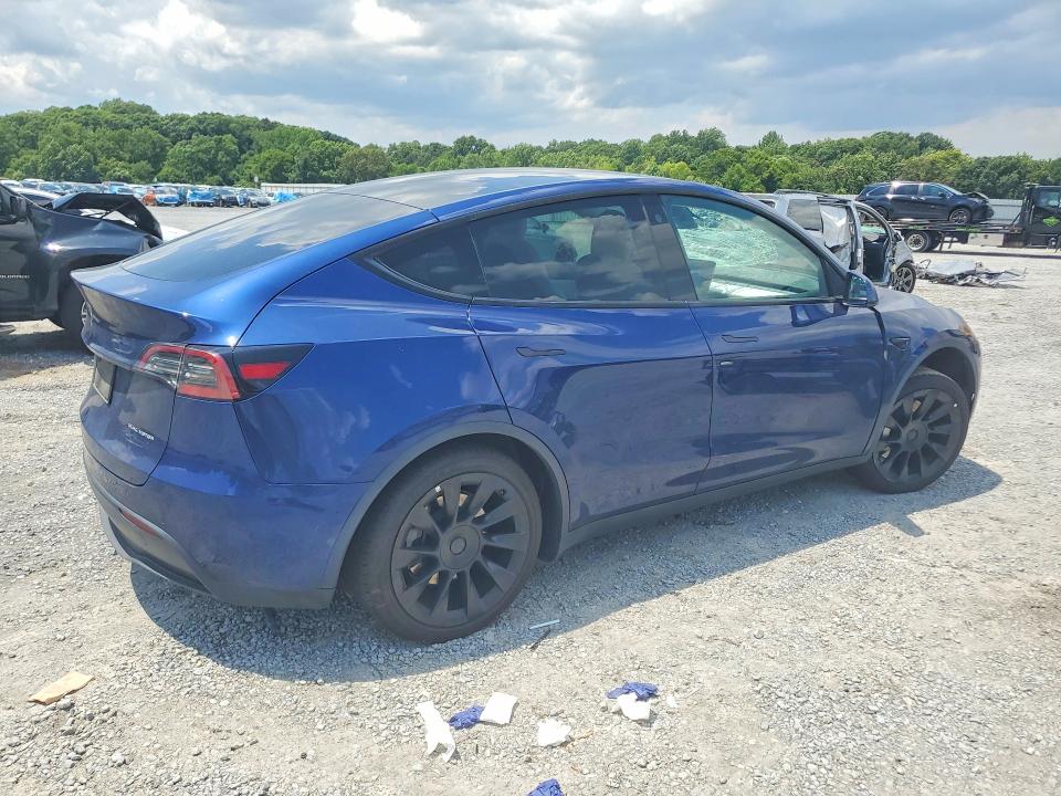 60120776 :رقم المزاد ، 5YJYGDEE0MF203231 vin ، 2021 Tesla Model Y مزاد بيع